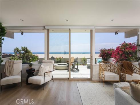 6704 W Oceanfront , Newport Beach, CA
