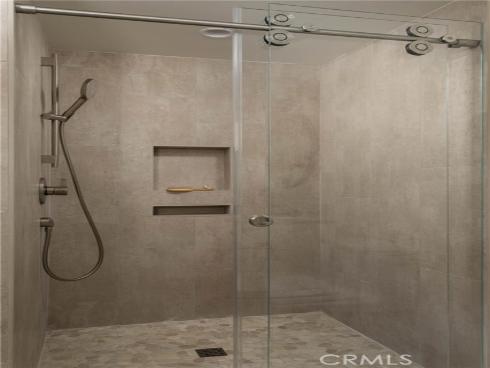6704 W Oceanfront , Newport Beach, CA