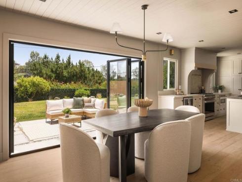 2215 Golden Cir , Newport Beach, CA