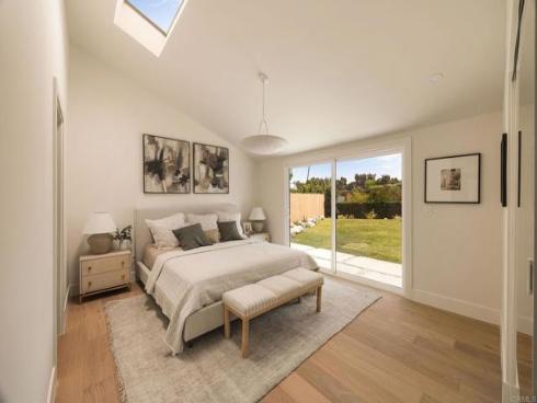 2215 Golden Cir , Newport Beach, CA