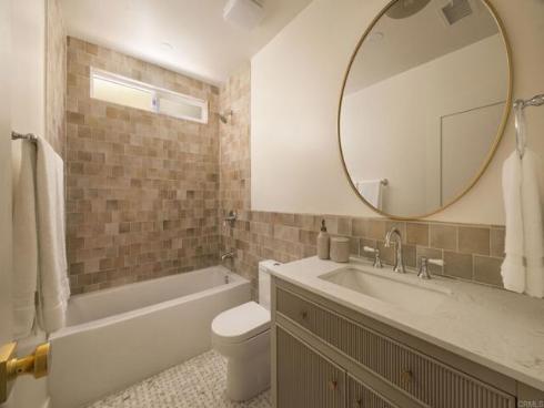 2215 Golden Cir , Newport Beach, CA