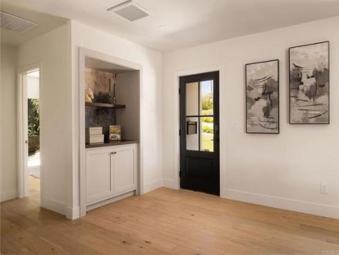 2215 Golden Cir , Newport Beach, CA