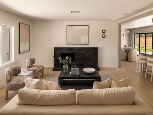 2215 Golden Cir , Newport Beach, CA