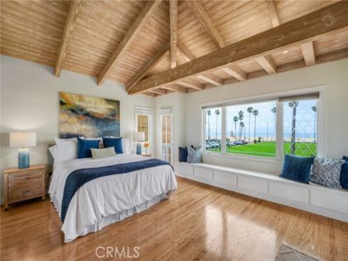920 E Oceanfront , Newport Beach, CA