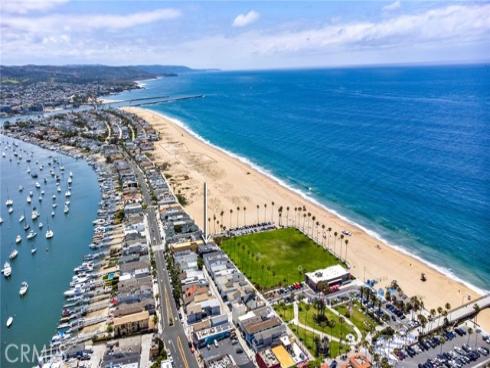 920 E Oceanfront  , Newport Beach, CA