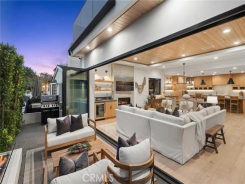 1717 E Ocean Boulevard, Newport Beach, CA