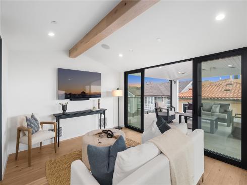 1717 E Ocean Boulevard, Newport Beach, CA
