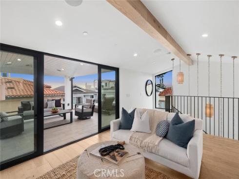 1717 E Ocean Boulevard, Newport Beach, CA
