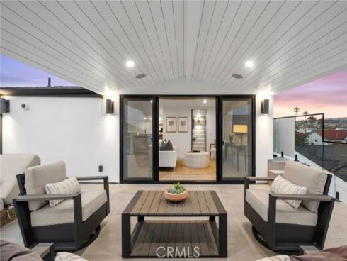 1717 E Ocean Boulevard, Newport Beach, CA