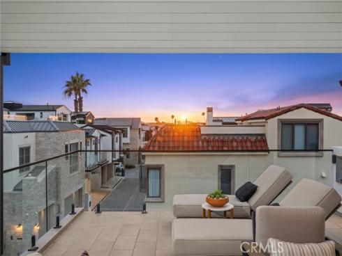 1717 E Ocean Boulevard, Newport Beach, CA