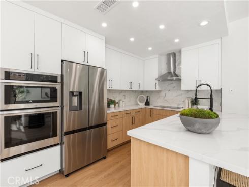 67 Pelican Court, Newport Beach, CA