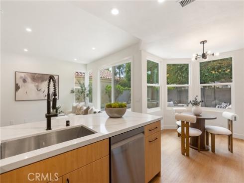 67 Pelican Court, Newport Beach, CA
