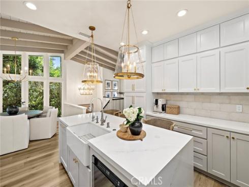 362 Vista Madera , Newport Beach, CA