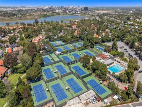 362  Vista Madera  , Newport Beach, CA