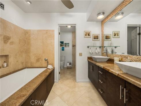 994 Bayside Cove , Newport Beach, CA