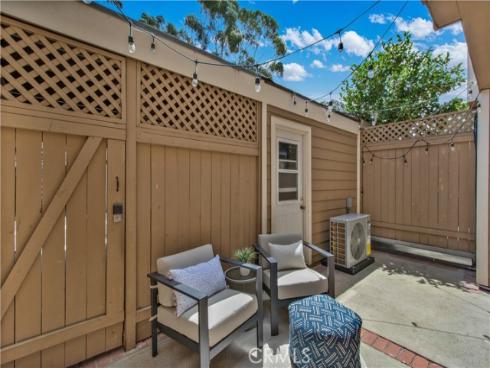 19  Seabird   Court, Newport Beach, CA