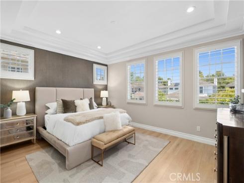 17 Spanish Bay , Newport Beach, CA