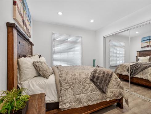 2212 W Oceanfront , Newport Beach, CA