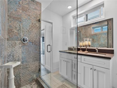 2212 W Oceanfront , Newport Beach, CA