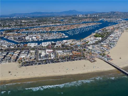 2212 W Oceanfront , Newport Beach, CA