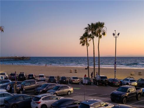 2212 W Oceanfront , Newport Beach, CA