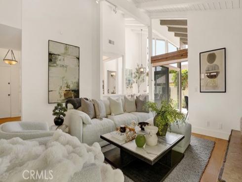 2211 Fortuna , Newport Beach, CA