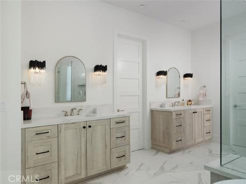1423 Mariners , Newport Beach, CA