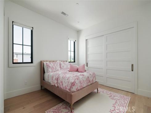 1423 Mariners , Newport Beach, CA