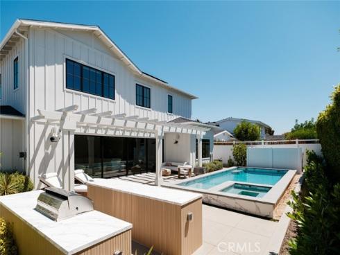 1423 Mariners , Newport Beach, CA