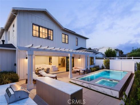 1423 Mariners , Newport Beach, CA