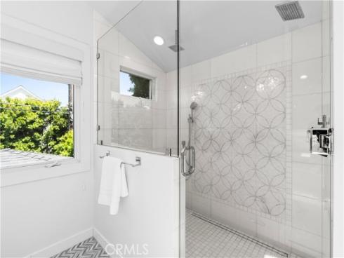 519 Signal Road, Newport Beach, CA