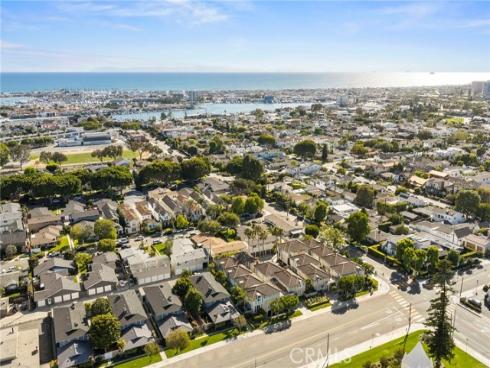 2101 E 15th  11 , Newport Beach, CA
