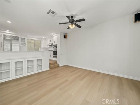 2101 E 15th  11 , Newport Beach, CA