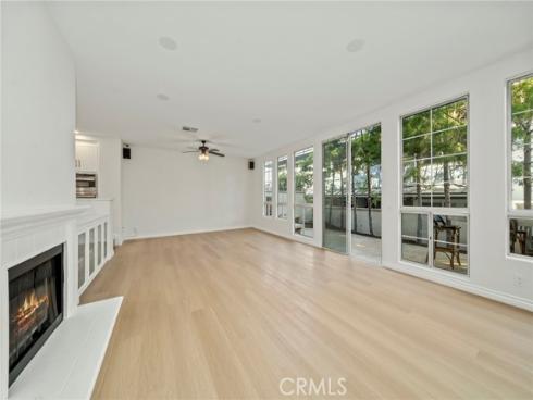 2101 E 15th  11 , Newport Beach, CA