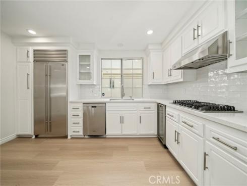 2101 E 15th  11 , Newport Beach, CA