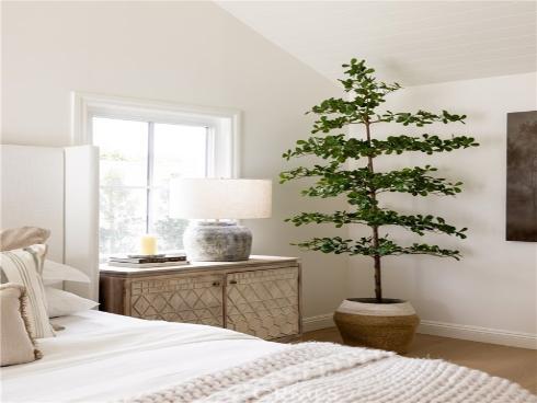 1112 Pembroke Lane, Newport Beach, CA