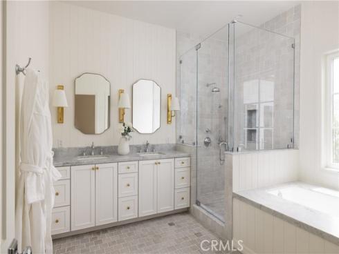 1112 Pembroke Lane, Newport Beach, CA