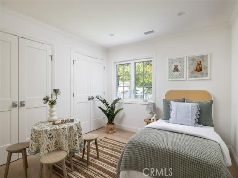 1112 Pembroke Lane, Newport Beach, CA