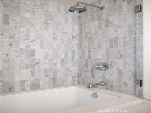 1112 Pembroke Lane, Newport Beach, CA