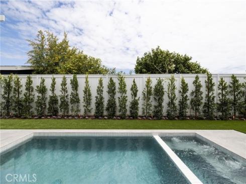 1112 Pembroke Lane, Newport Beach, CA