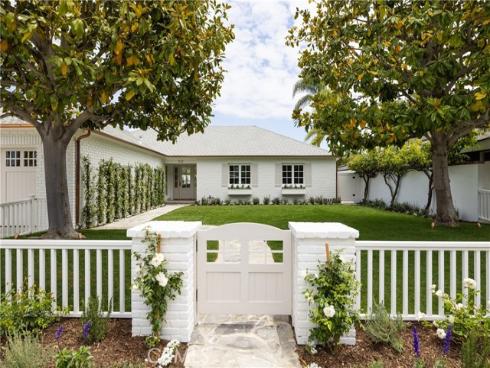 1112 Pembroke Lane, Newport Beach, CA