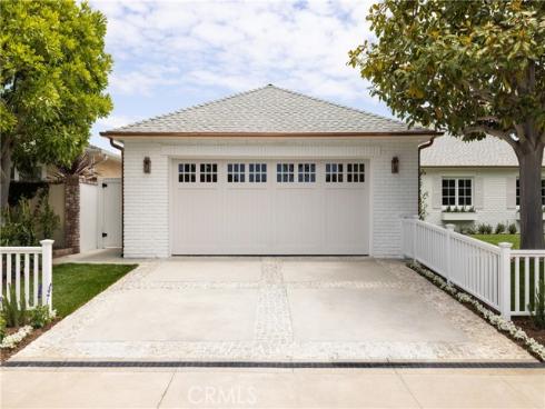 1112 Pembroke Lane, Newport Beach, CA