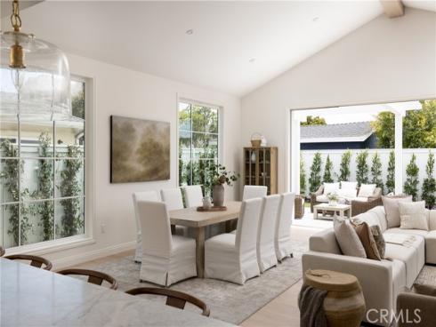 1112 Pembroke Lane, Newport Beach, CA