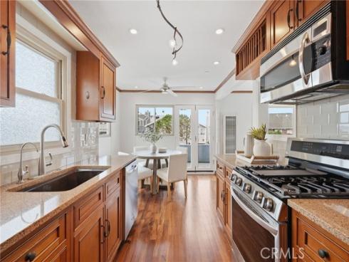 419 E Balboa , Newport Beach, CA