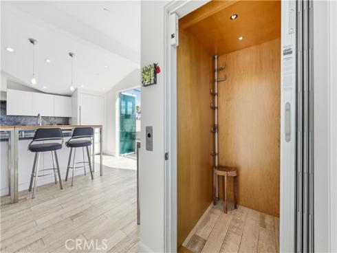 419 E Balboa , Newport Beach, CA