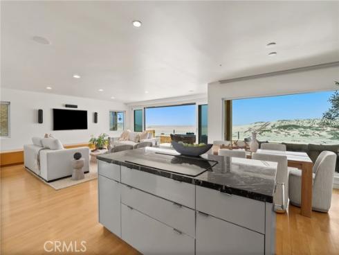 1554 E Oceanfront , Newport Beach, CA