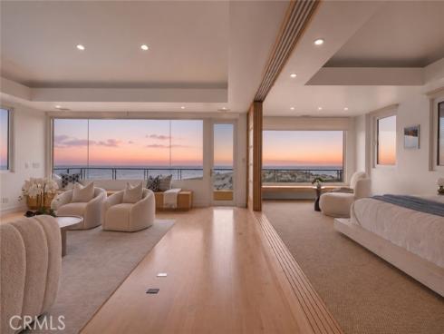 1554 E Oceanfront , Newport Beach, CA