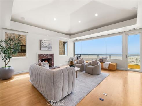 1554 E Oceanfront , Newport Beach, CA