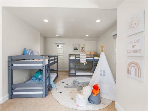 1554 E Oceanfront , Newport Beach, CA