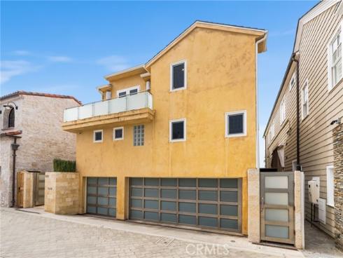 1554 E Oceanfront  , Newport Beach, CA
